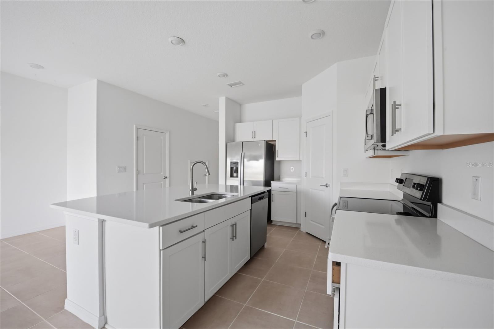 RIVER LNDG PH 2E-2F-3E - Residential