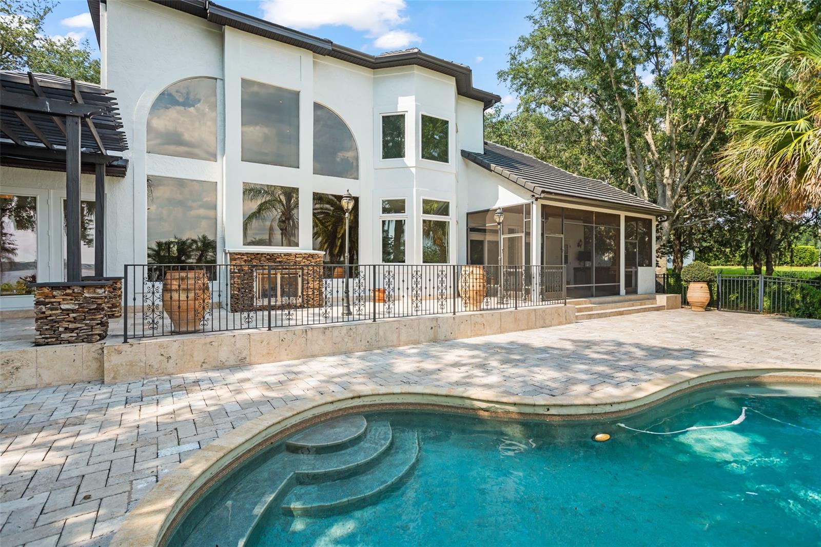 9525 LAVILL COURT