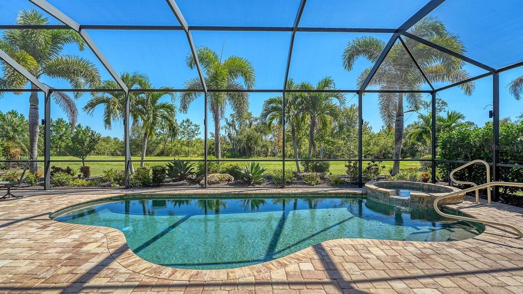 Photo of 16218 Castle Park Terrace, Lakewood Ranch, FL 34202 (MLS # A4709570)