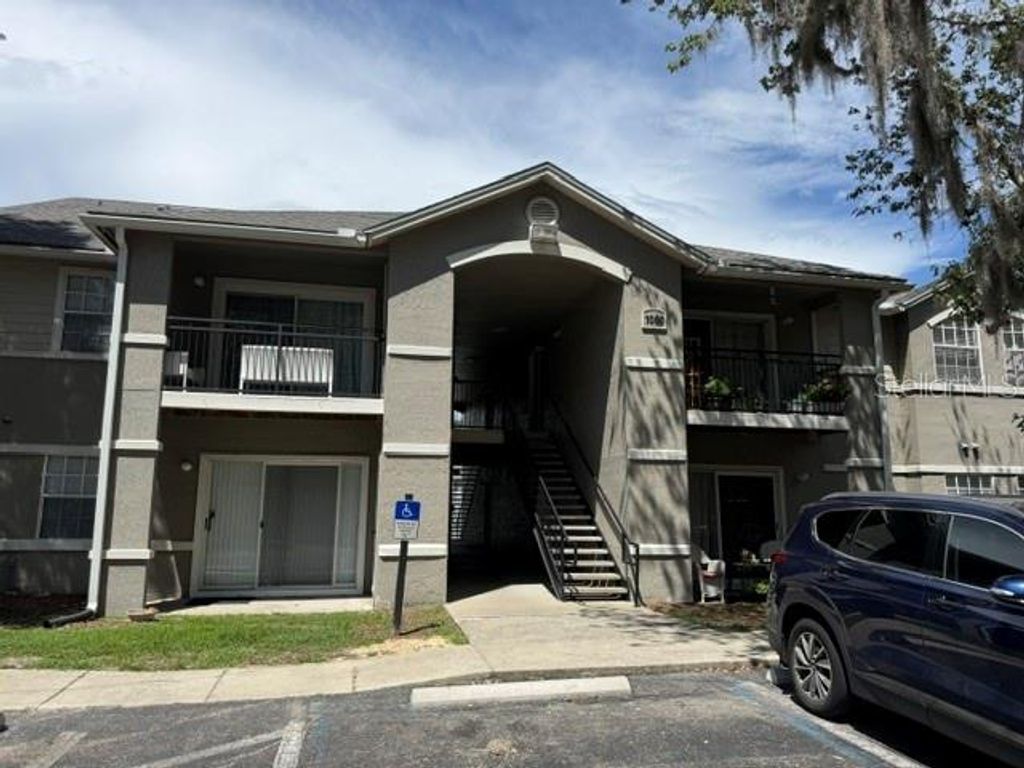 Photo of 3705 SW 27th Street #1015, Gainesville, FL 32608 (MLS # OM728099)