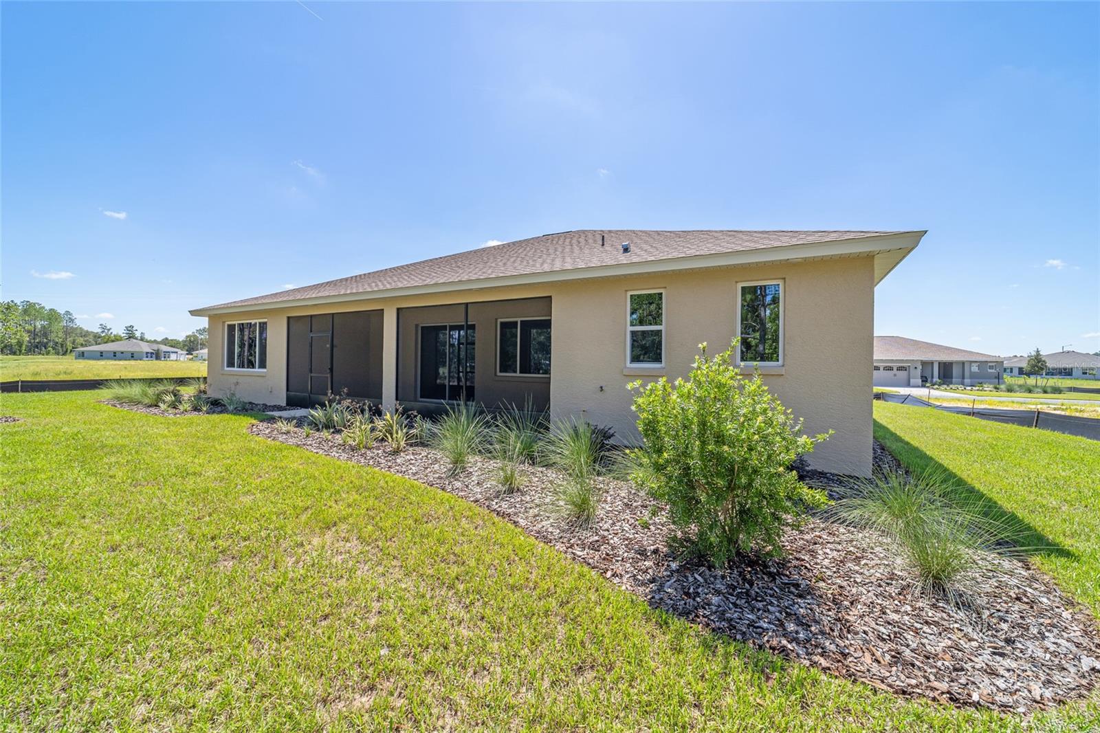 ON TOP OF THE WORLD - Residential