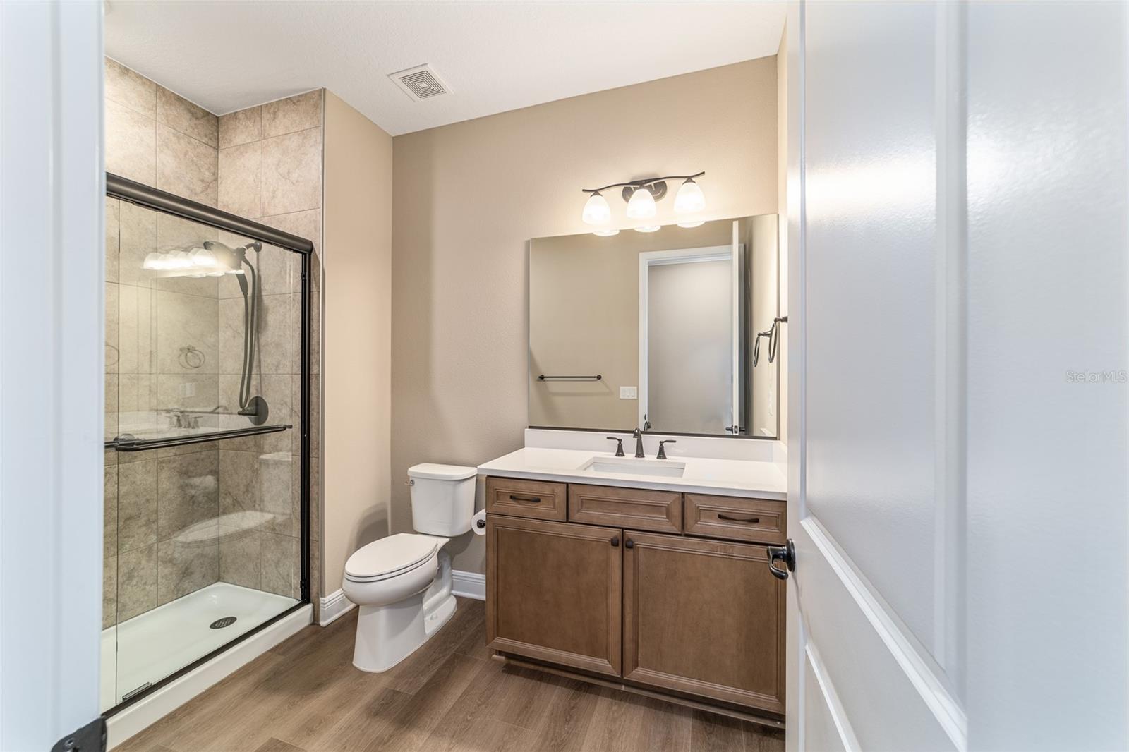 ON TOP OF THE WORLD - Residential