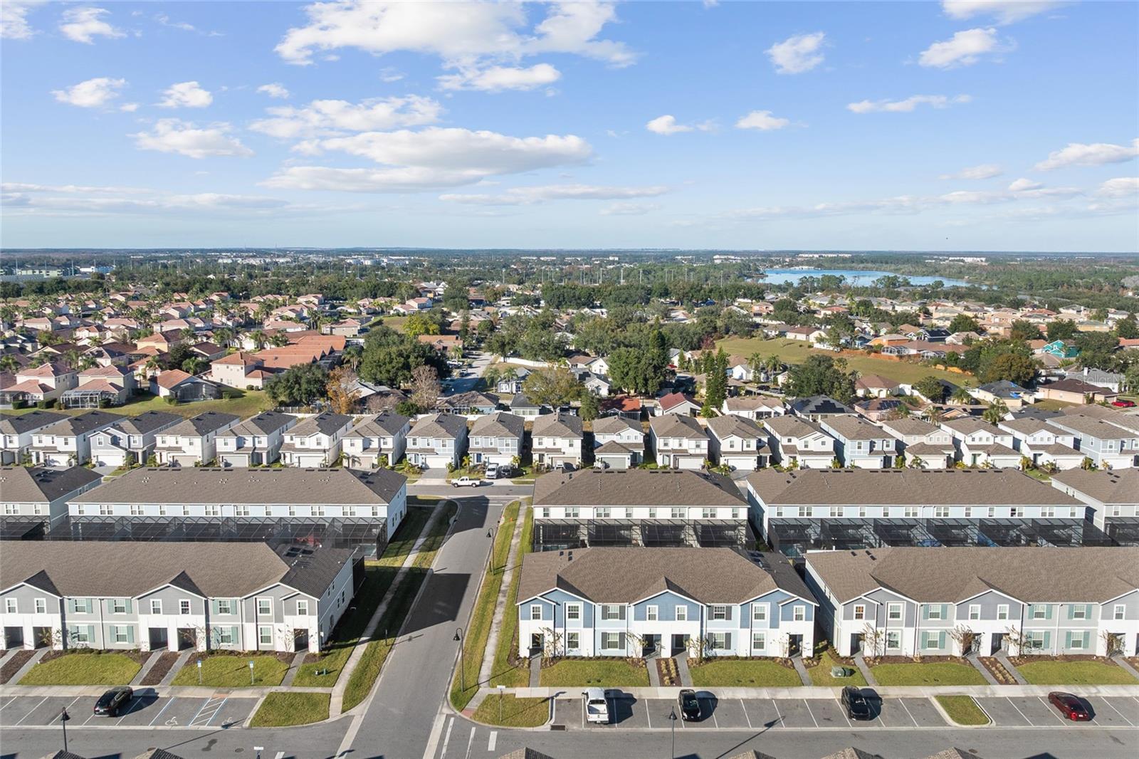 WINDSOR ISLAND RESIDENCE PH 2B - Residential