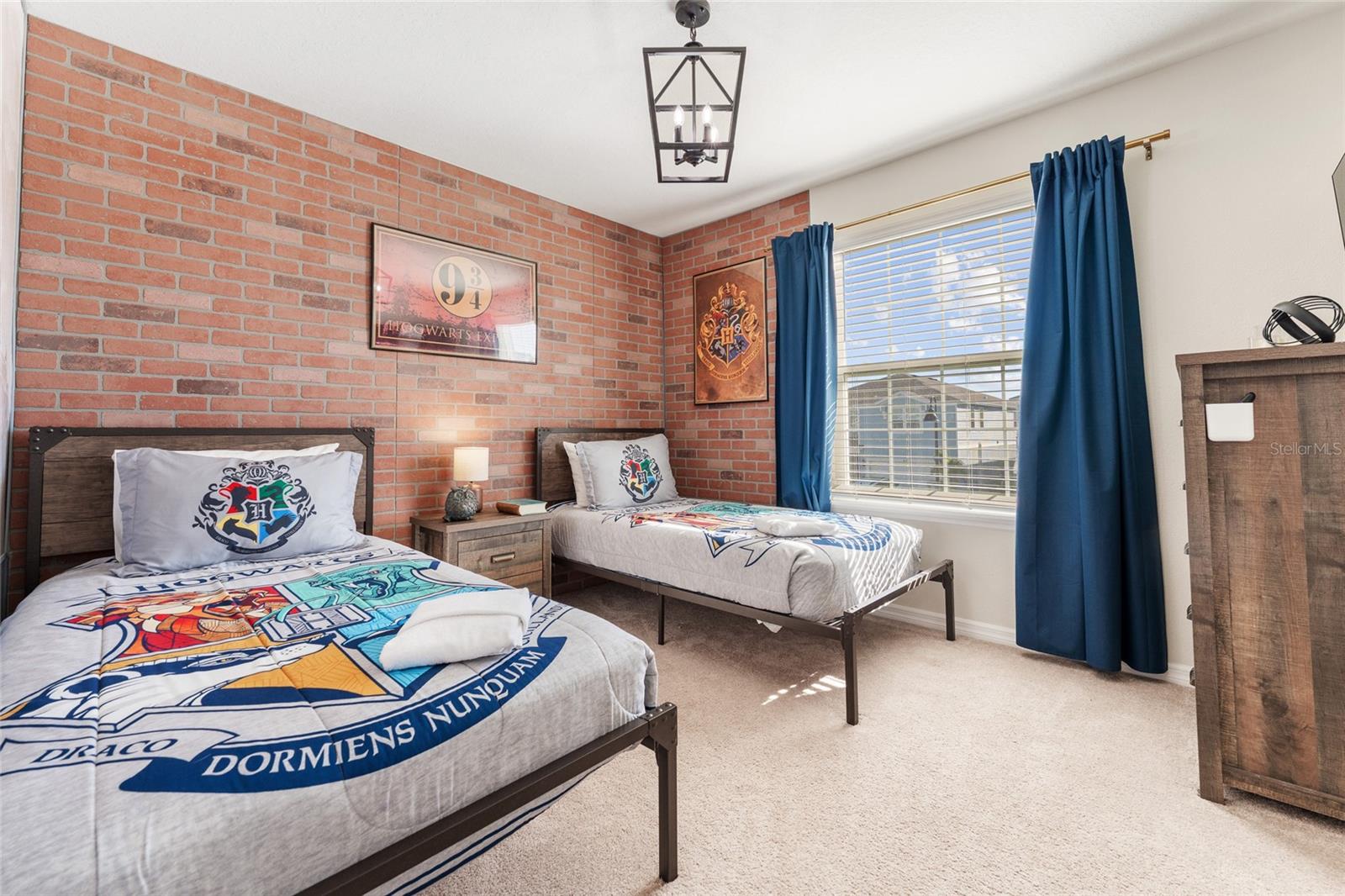 WINDSOR ISLAND RESIDENCE PH 2B - Residential