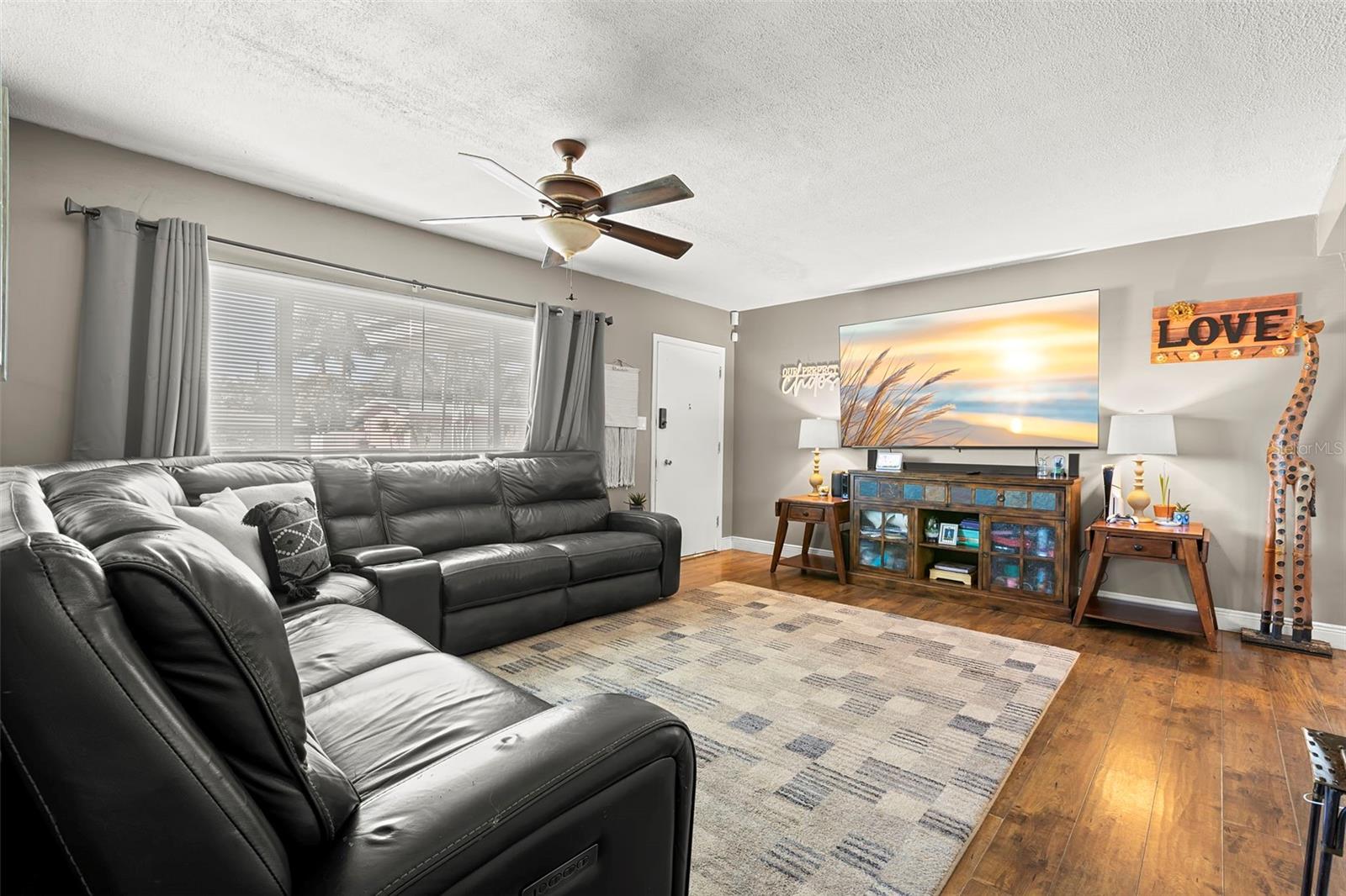 1009 S SAN REMO AVENUE