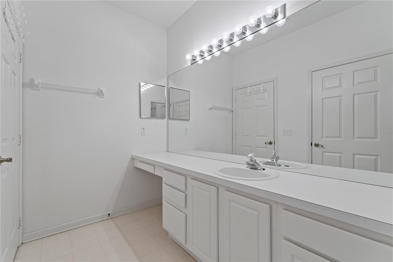 GOLF RIDGE CONDO - Residential