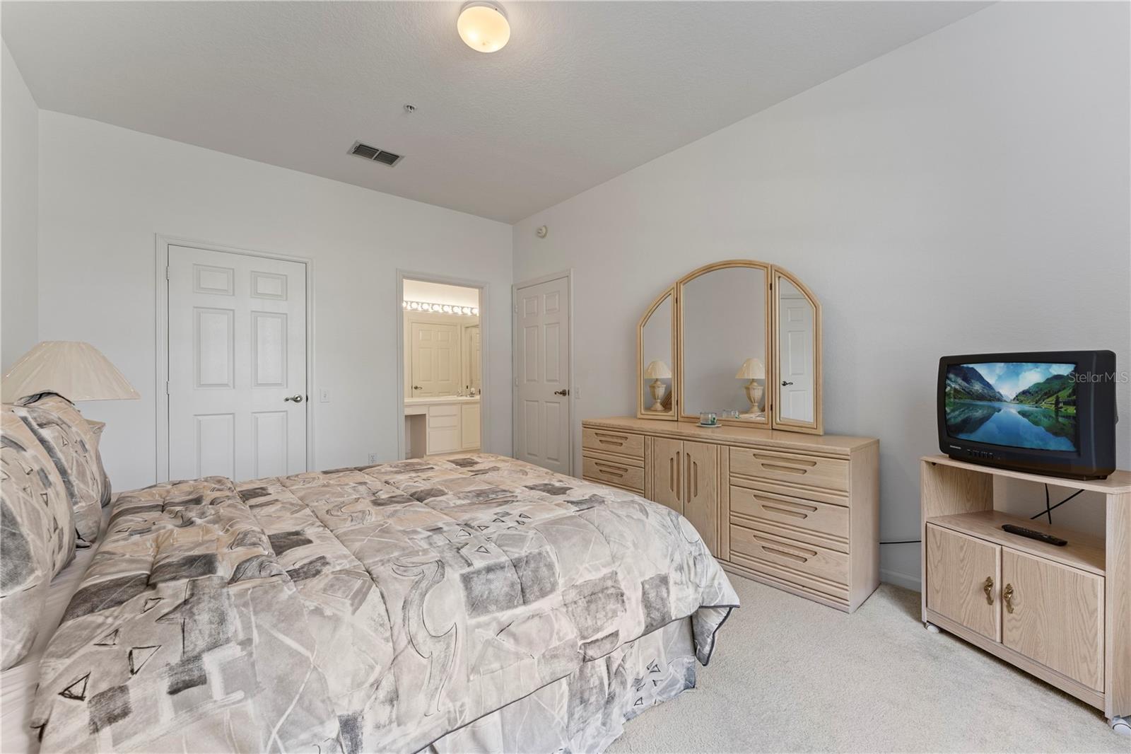 GOLF RIDGE CONDO - Residential