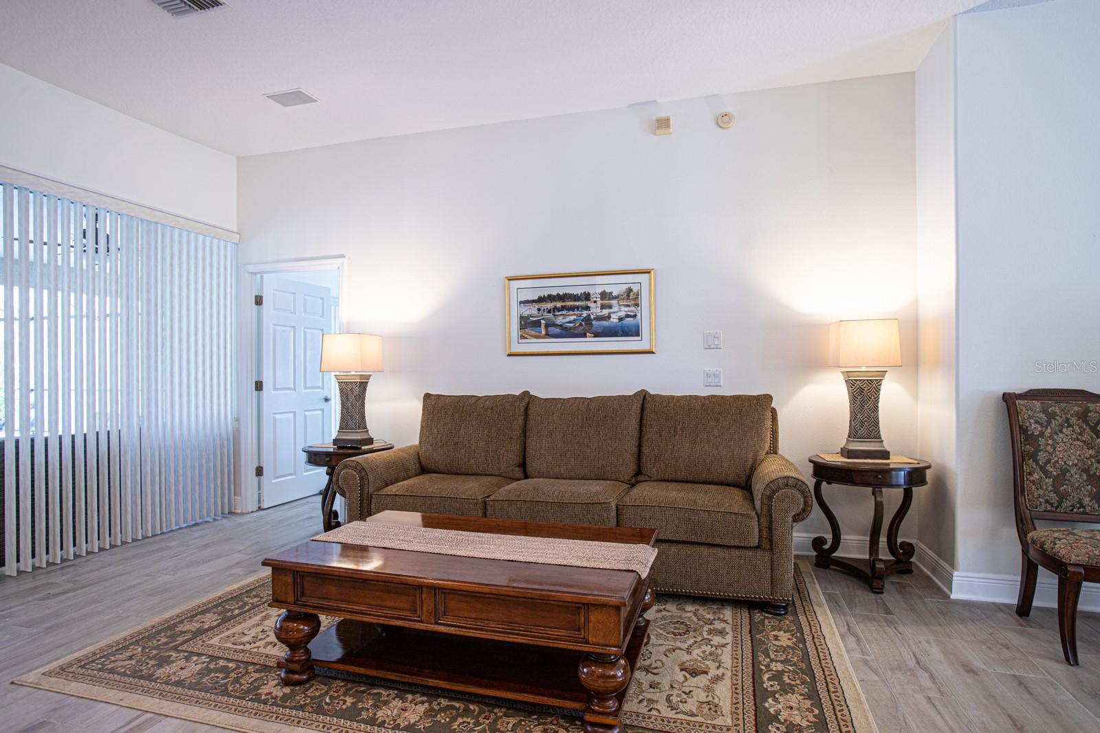 2897 COUNTRY WOODS LANE