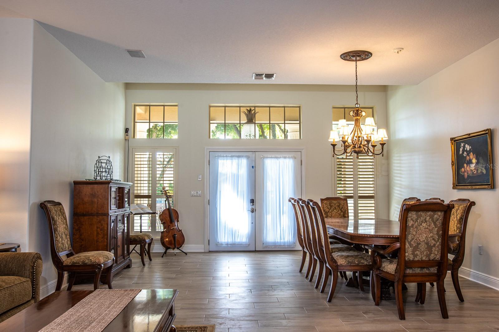 2897 COUNTRY WOODS LANE
