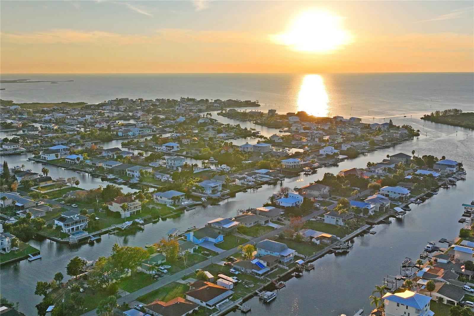 HERNANDO BEACH - Residential