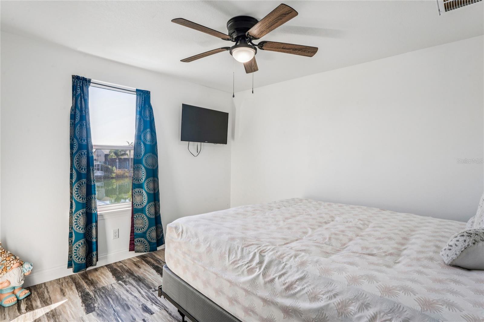 HERNANDO BEACH - Residential