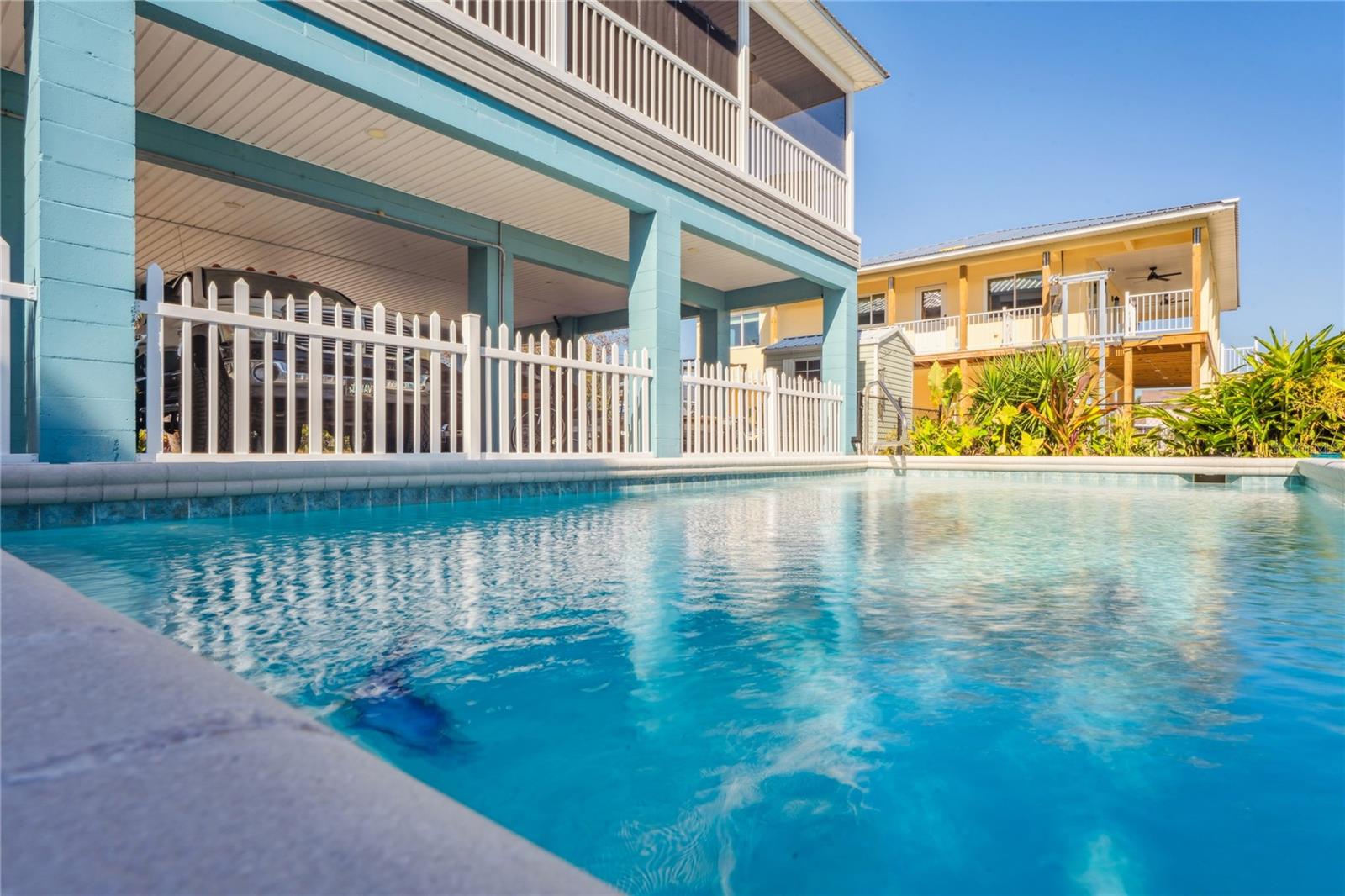 HERNANDO BEACH - Residential