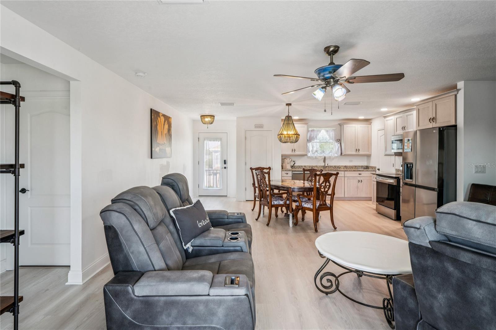 HERNANDO BEACH - Residential