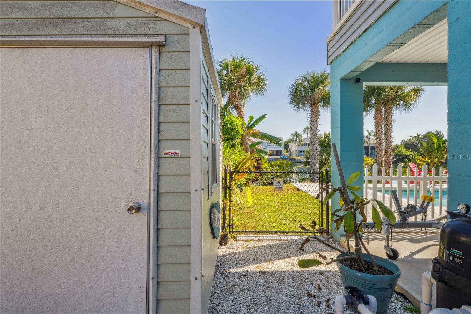 HERNANDO BEACH - Residential