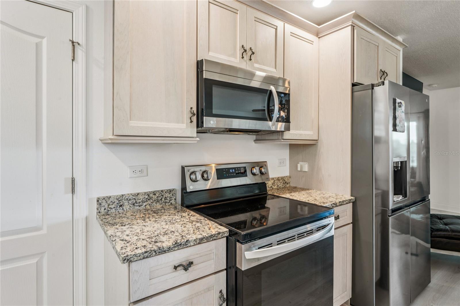 HERNANDO BEACH - Residential