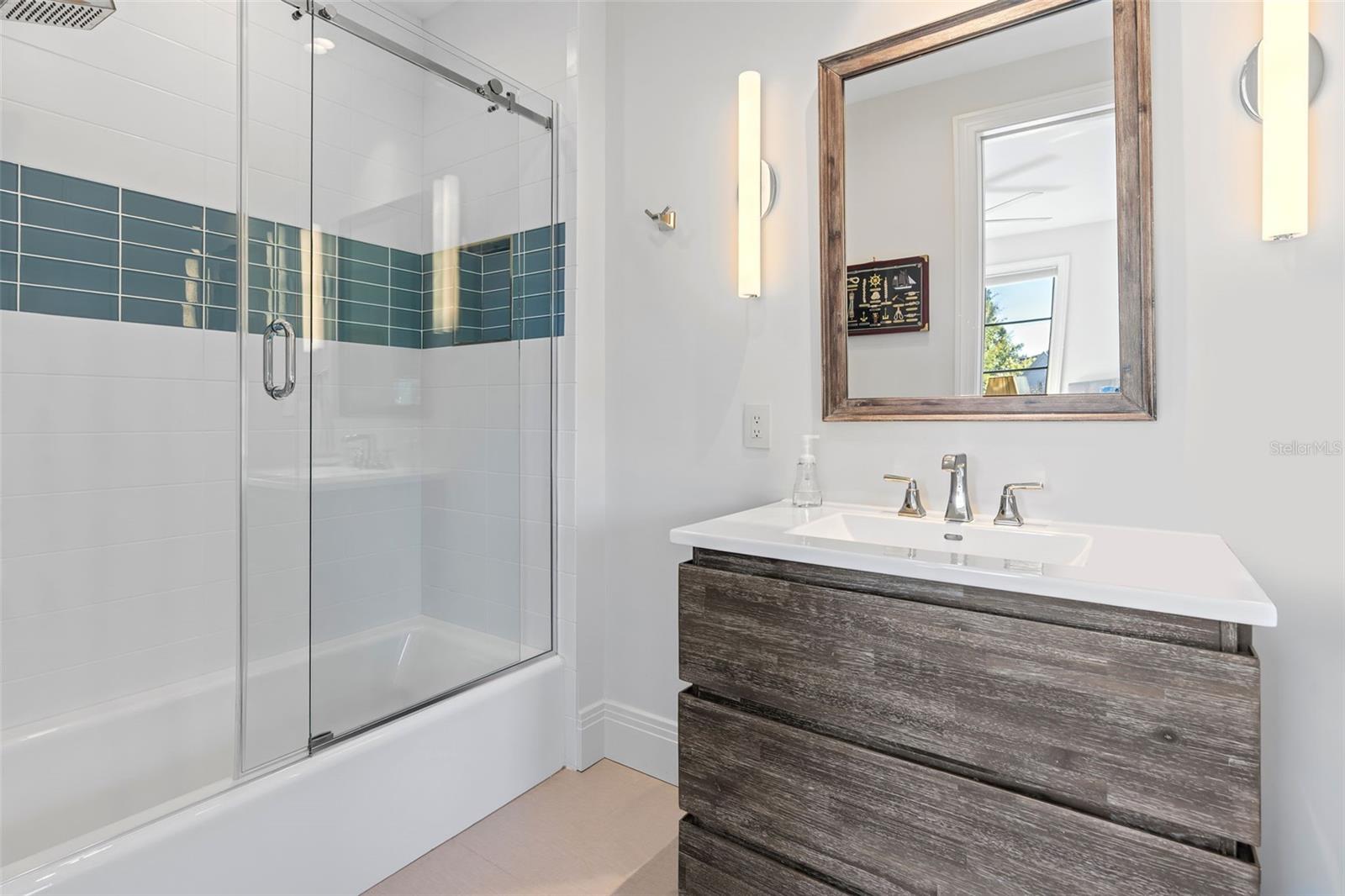 VILLA VIEW PARK - Residential