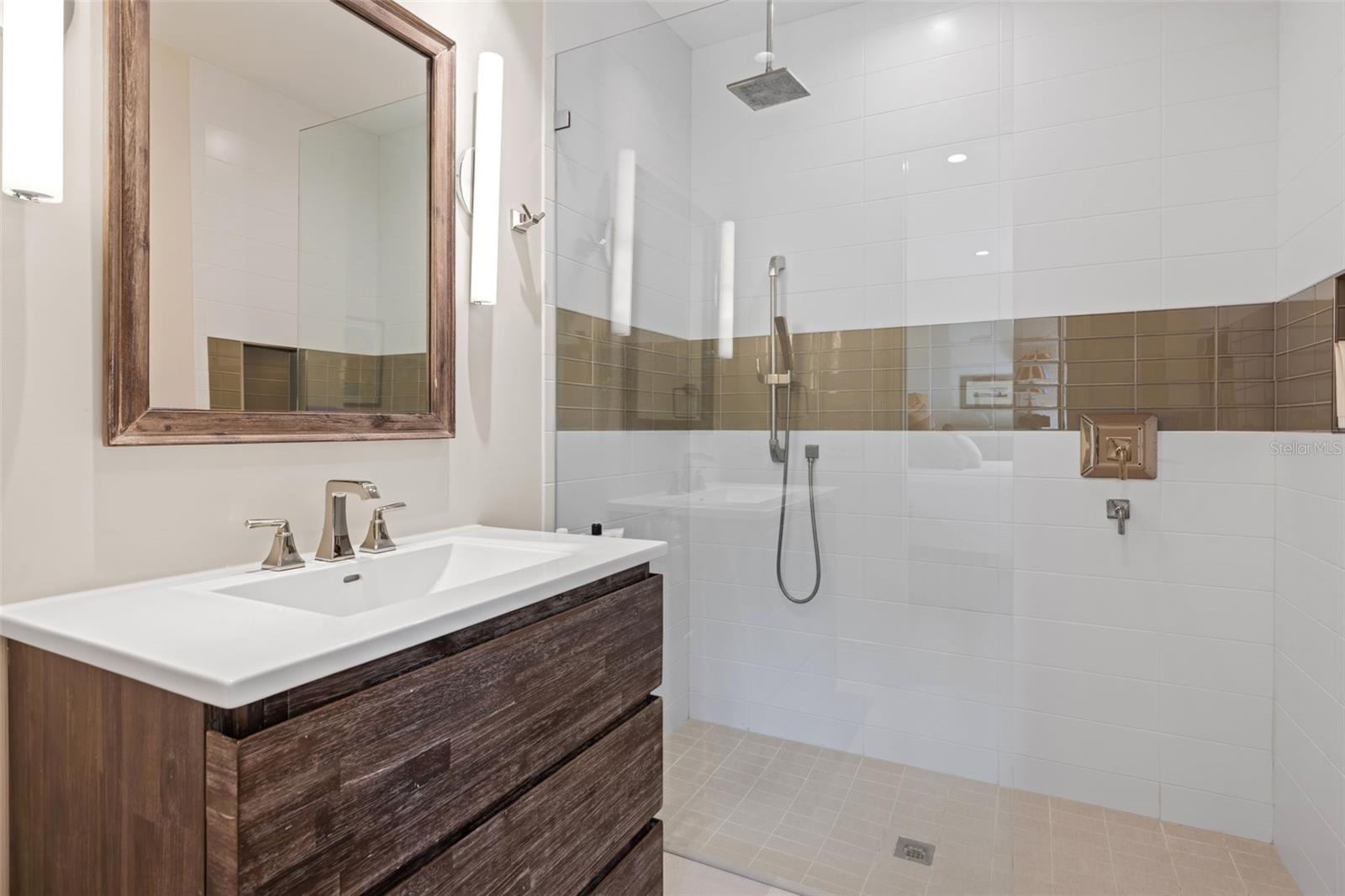 VILLA VIEW PARK - Residential