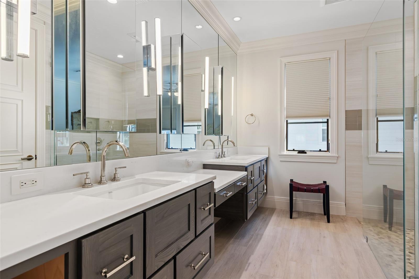 VILLA VIEW PARK - Residential