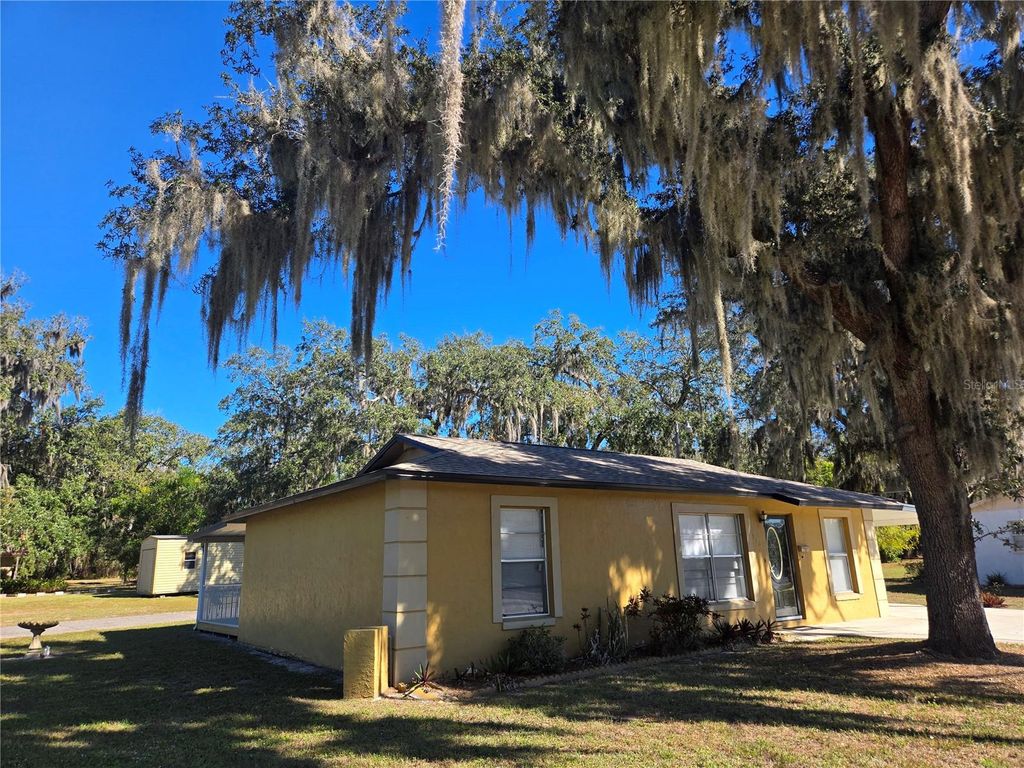 Photo of 920 W Magnolia Street, Arcadia, FL 34266 (MLS # C7519449)
