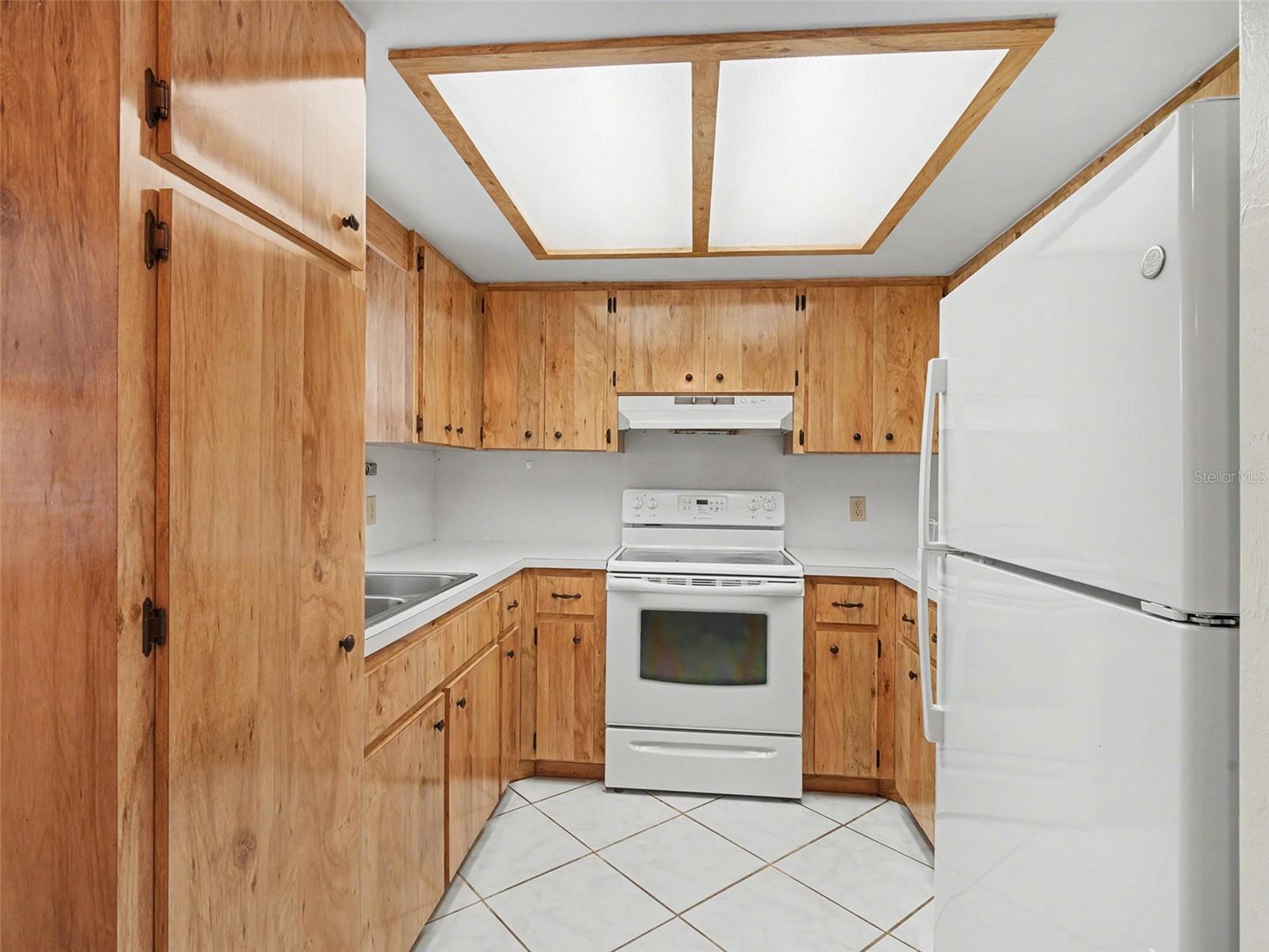 HINCKLEYS SUB - Residential