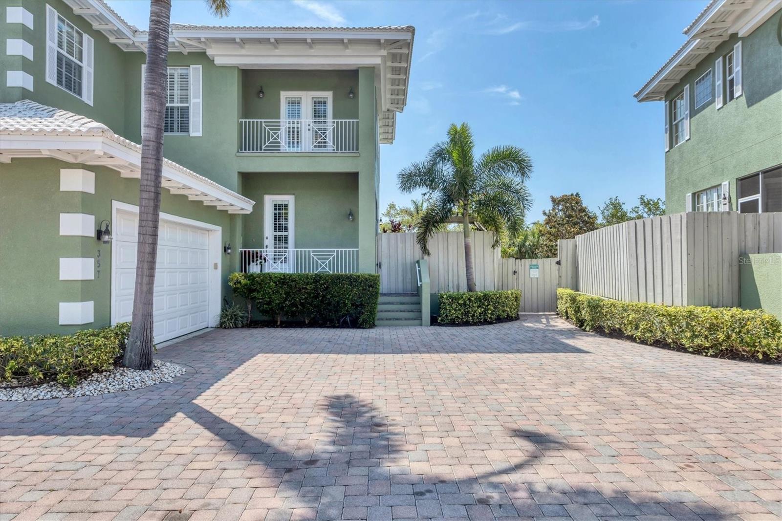 VILLAGE PLACE - Residential Lease