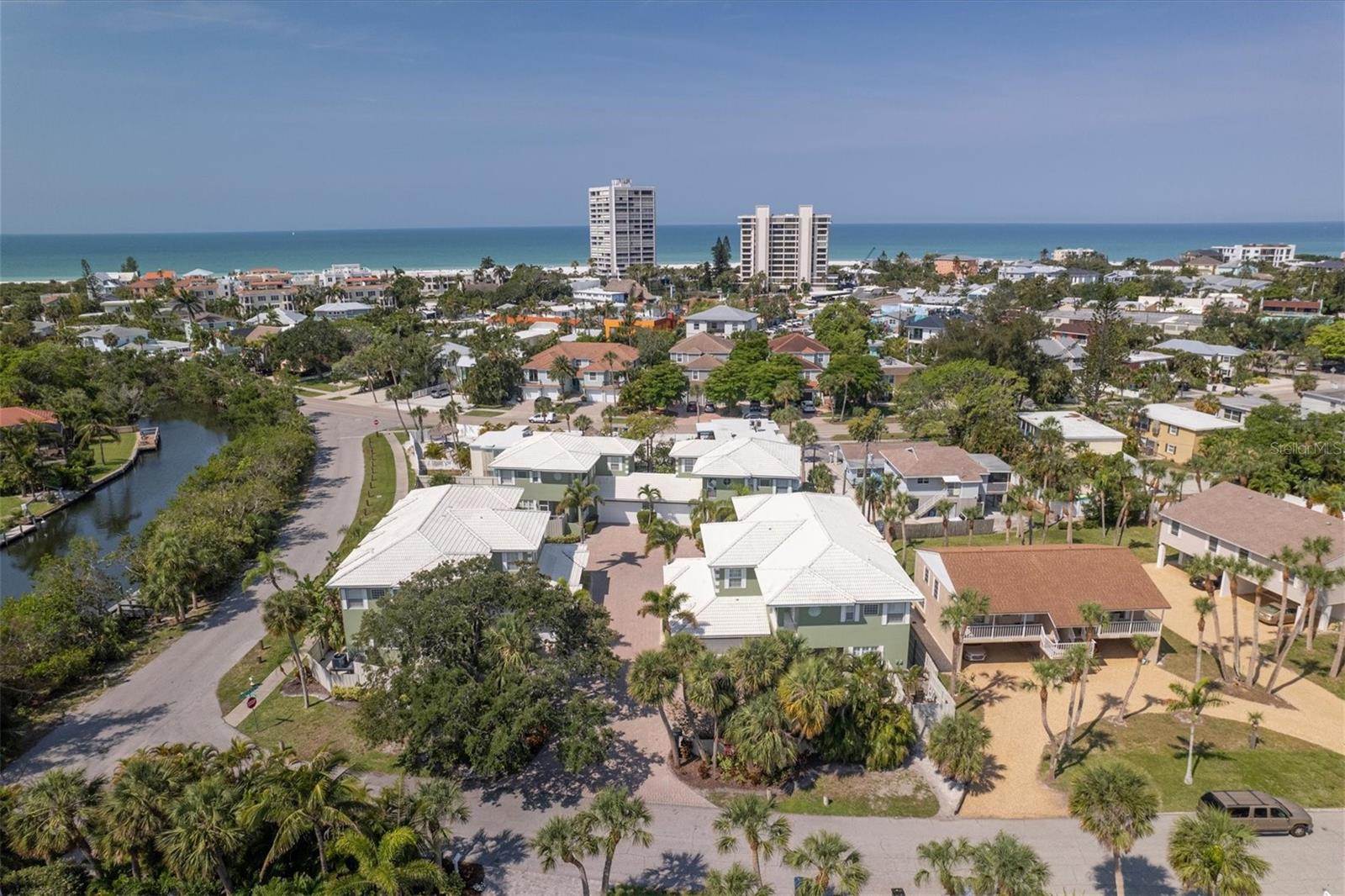 VILLAGE PLACE - Residential Lease