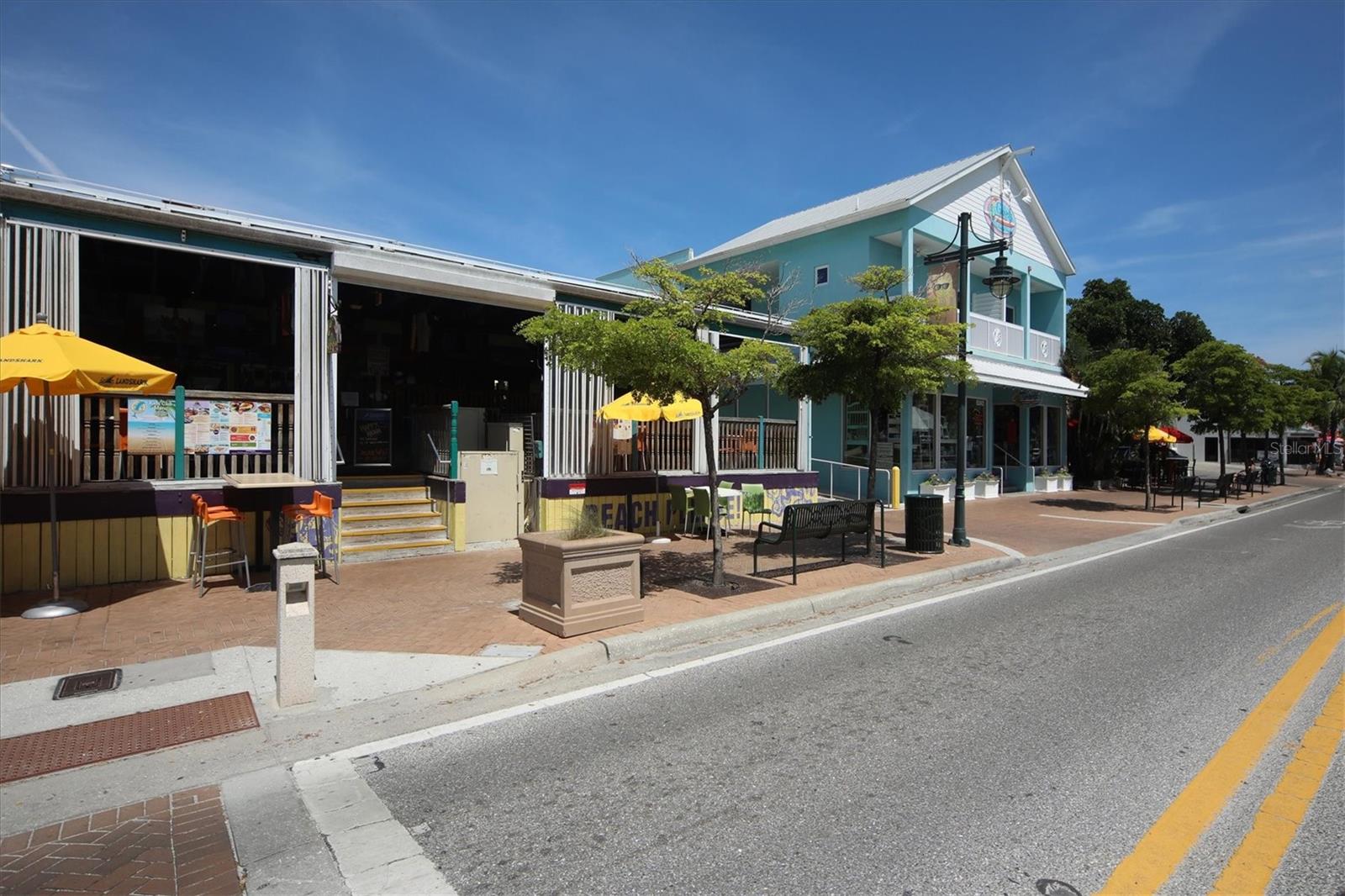 VILLAGE PLACE - Residential Lease