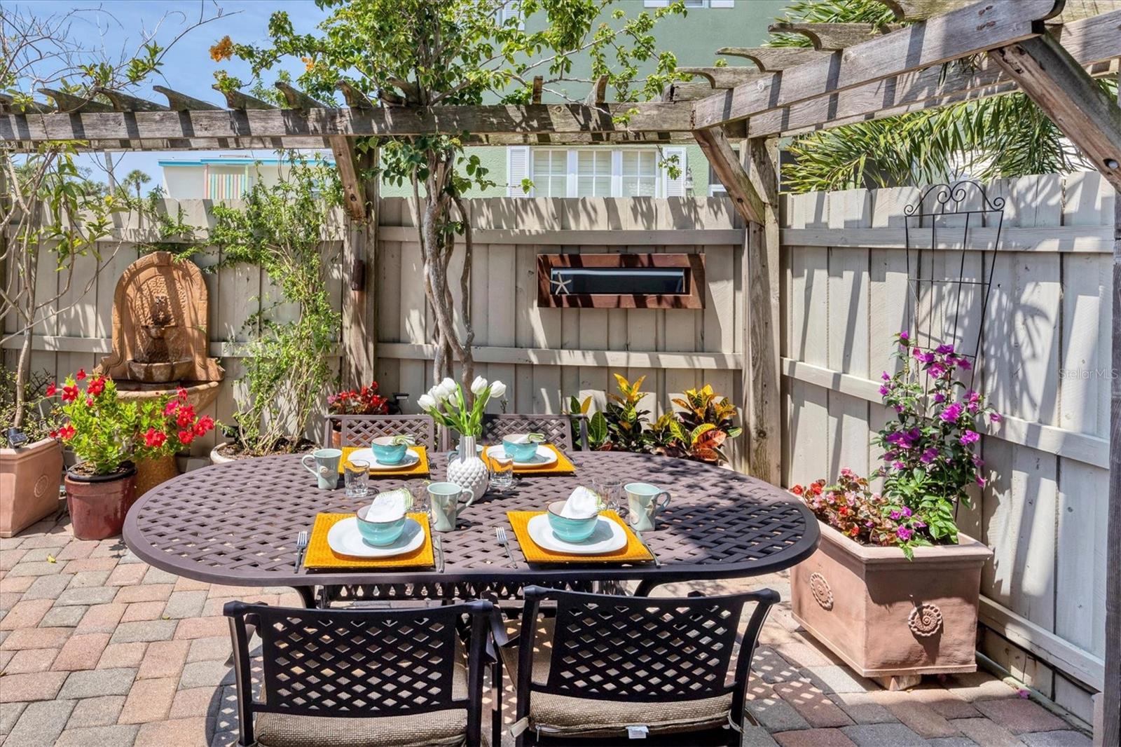 VILLAGE PLACE - Residential Lease