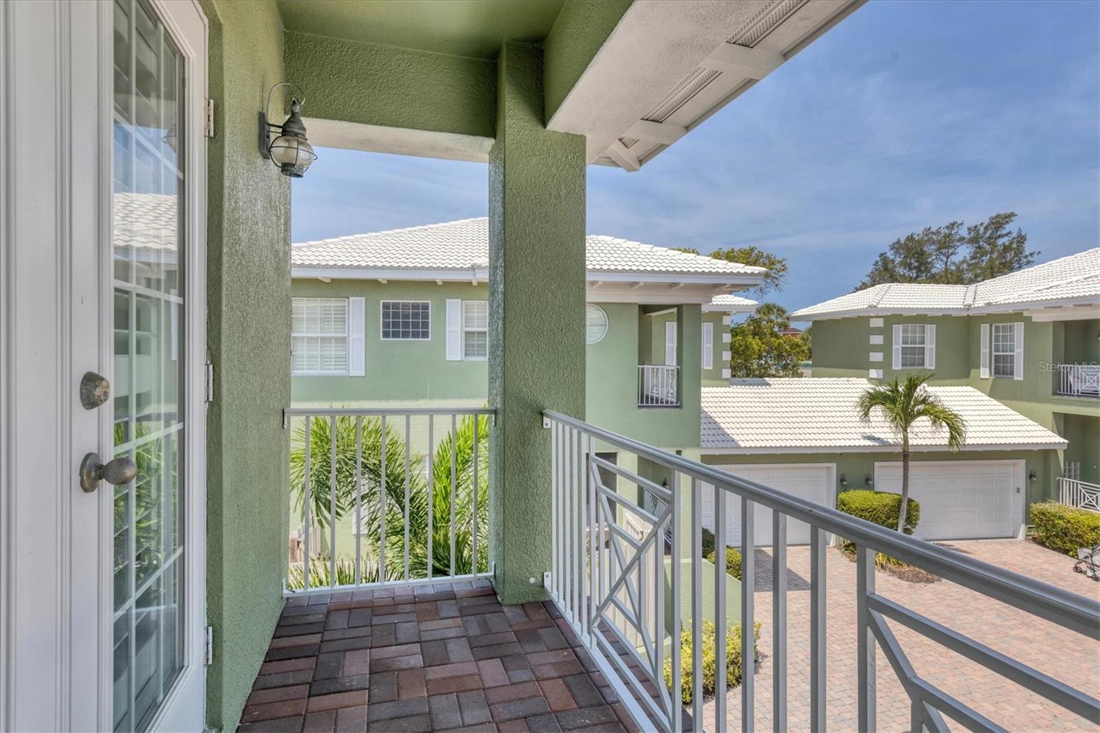 VILLAGE PLACE - Residential Lease