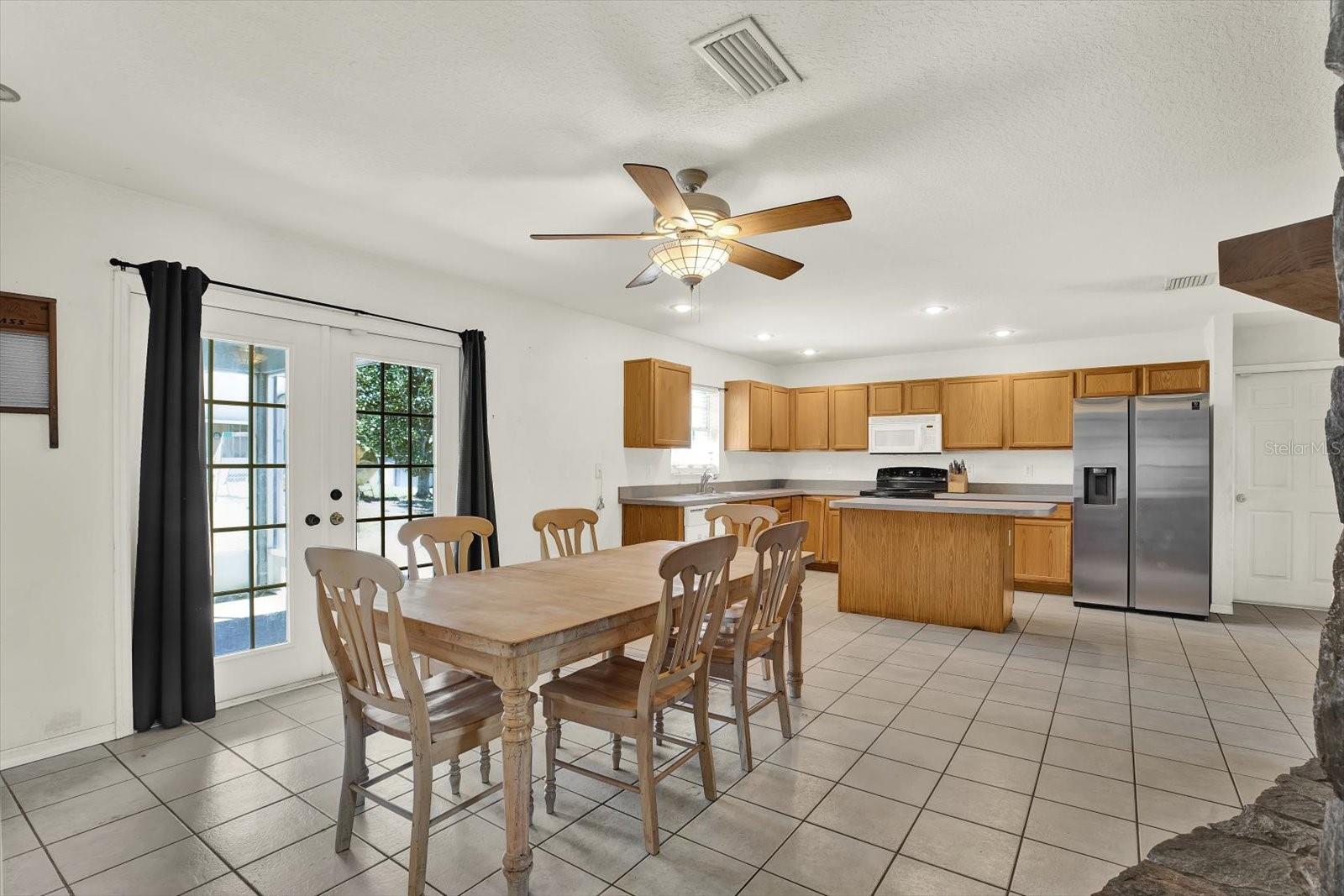 SPRING HILL - Residential