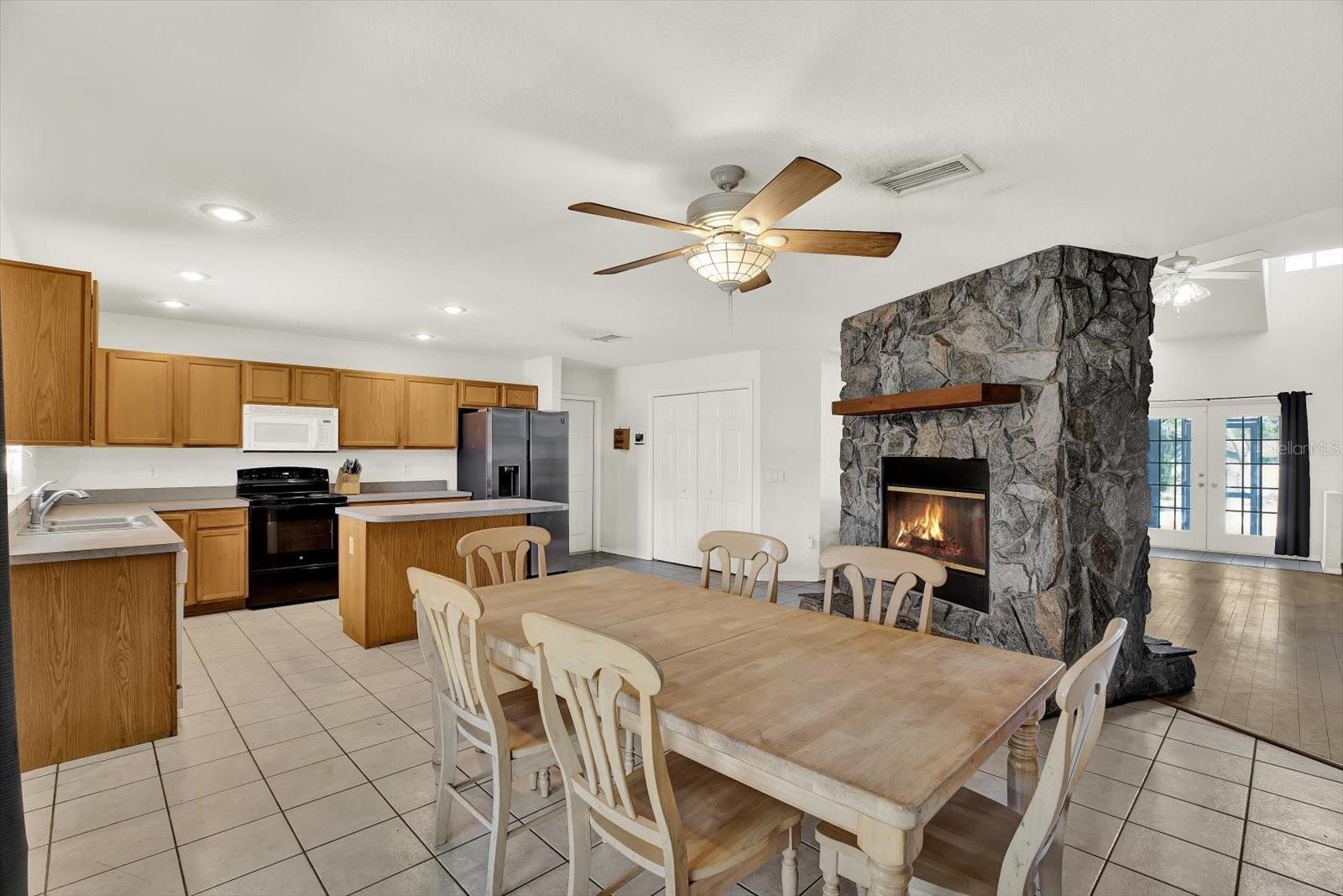 SPRING HILL - Residential