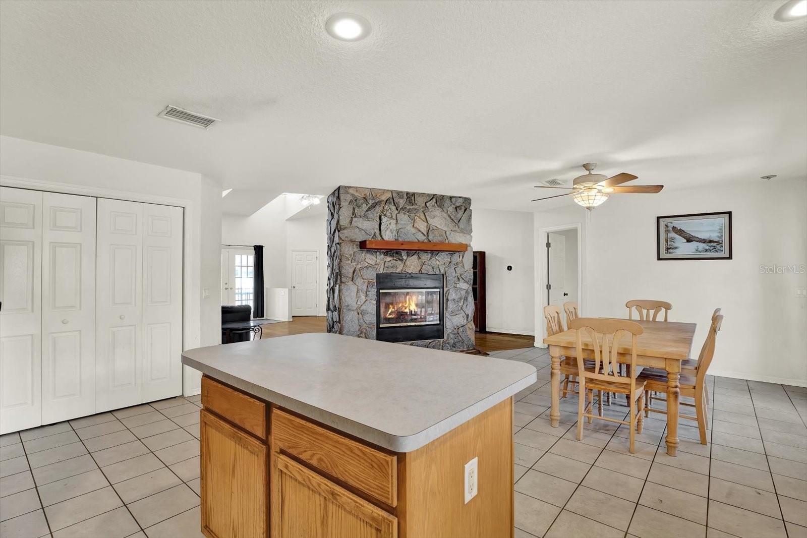 SPRING HILL - Residential