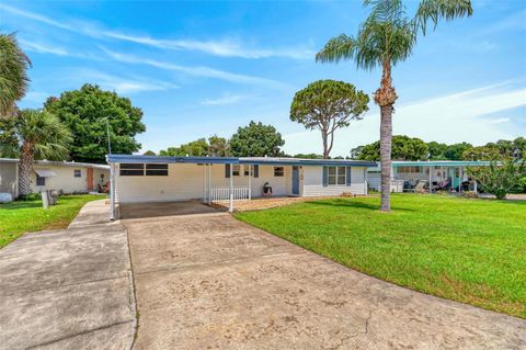 Tiny photo for 31643 Howard Street, Tavares, FL 32778 (MLS # G5112594)