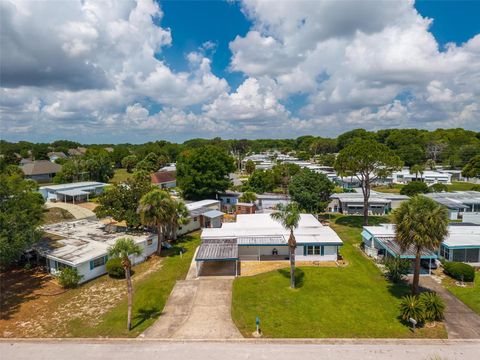Tiny photo for 31643 Howard Street, Tavares, FL 32778 (MLS # G5112594)