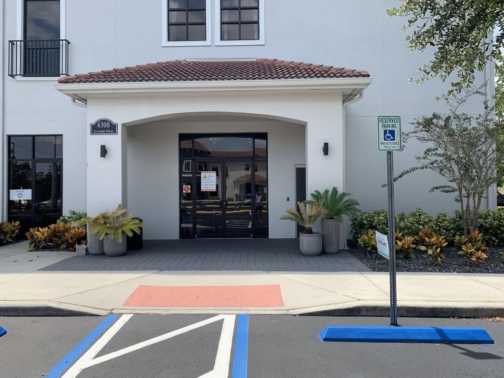 Photo of 4300 S Hwy 27 #203, Clermont, FL 34711 (MLS # O6354297)