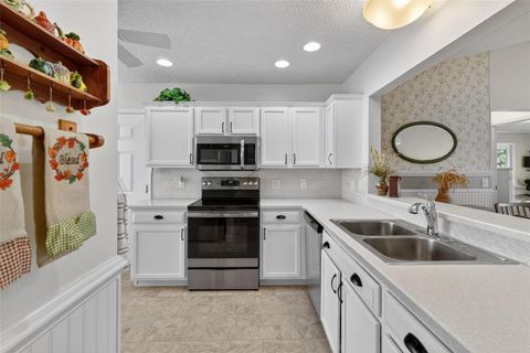 Tiny photo for 1307 Panama Place, Lady Lake, FL 32159 (MLS # G5110367)