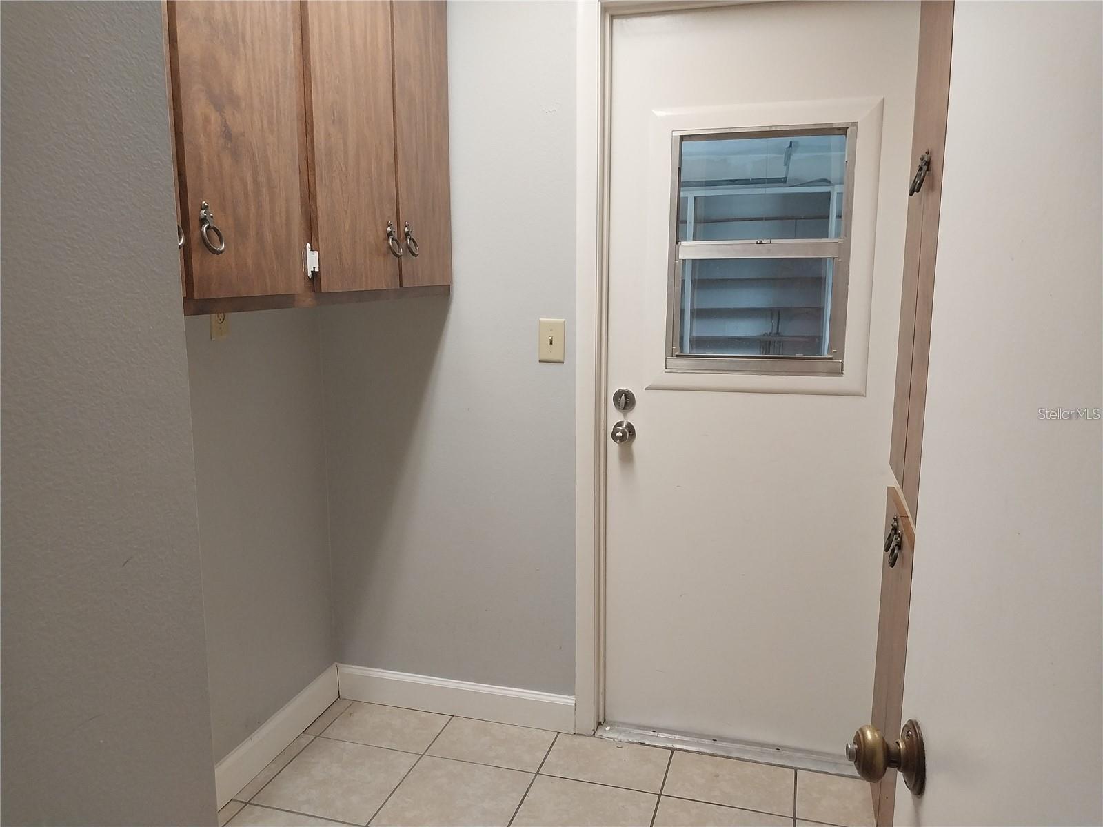 TAMARON - Residential Lease