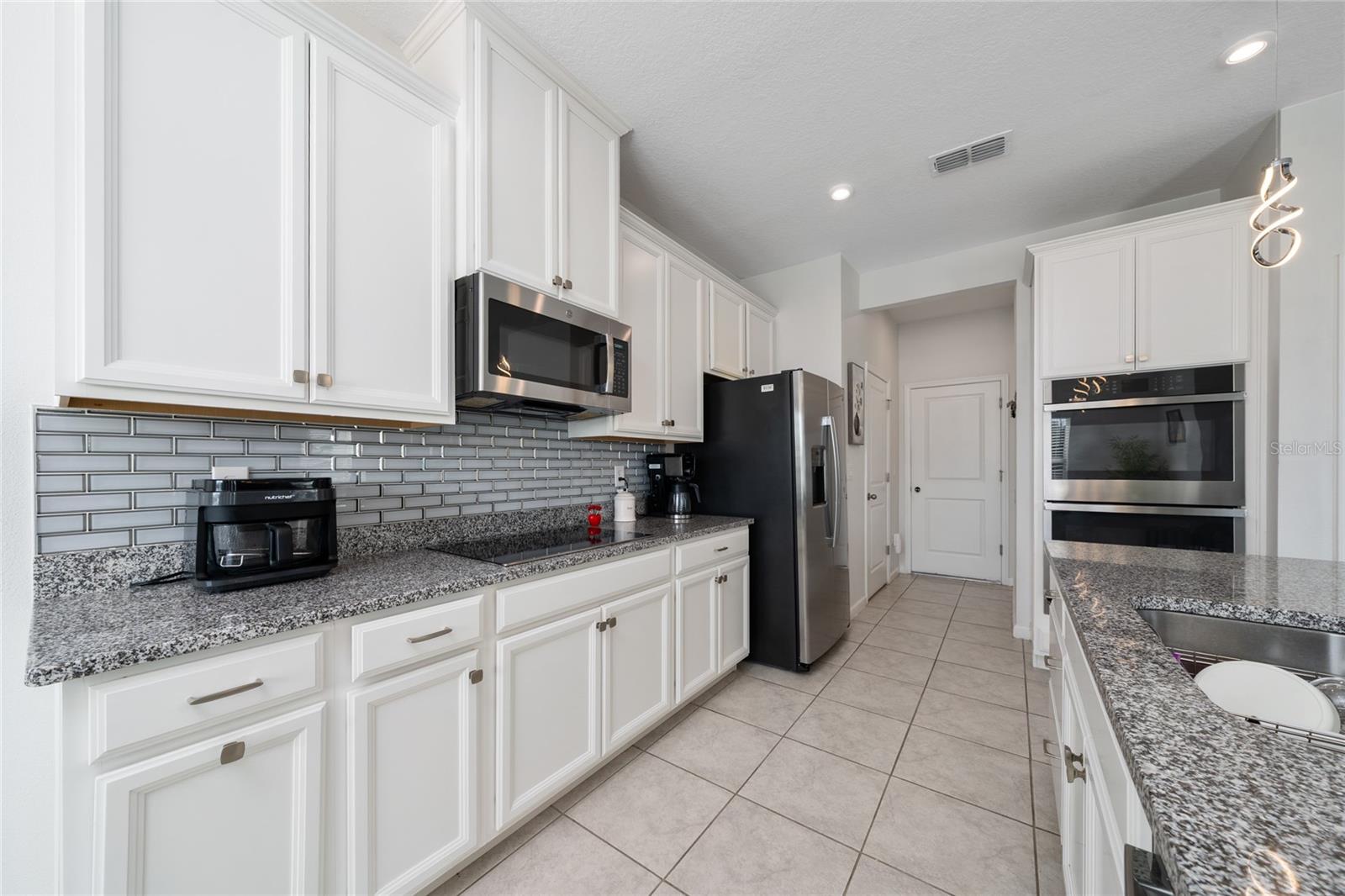 CREEKSIDE AT BOGGY CREEK PH 3 - Residential Lease