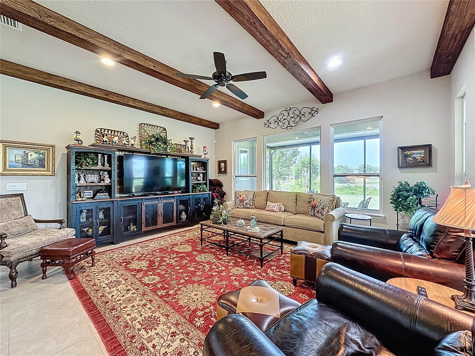 CASCADES OF GROVELAND (TRILOGY) - Residential