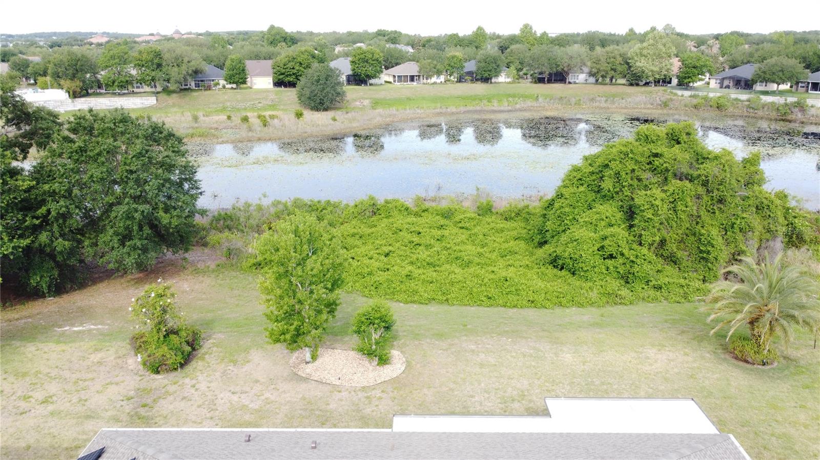 CASCADES OF GROVELAND (TRILOGY) - Residential