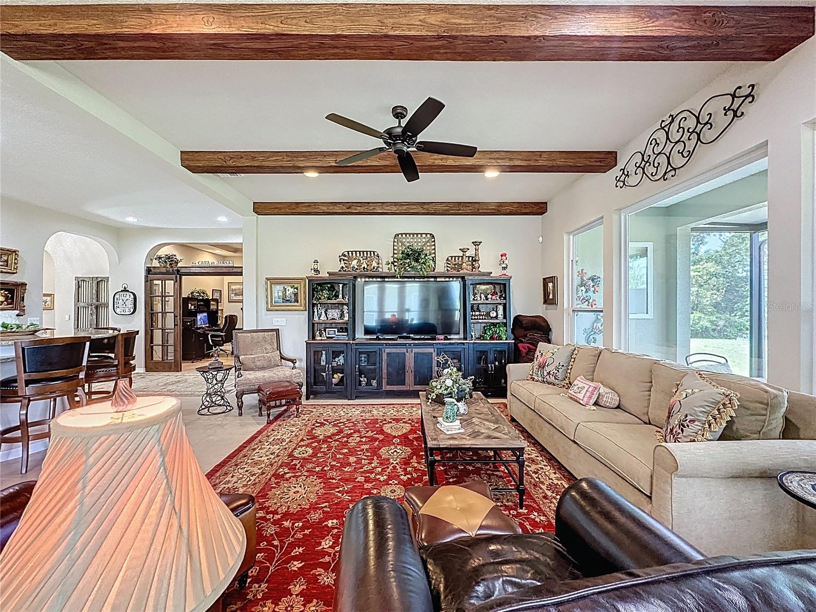 CASCADES OF GROVELAND (TRILOGY) - Residential