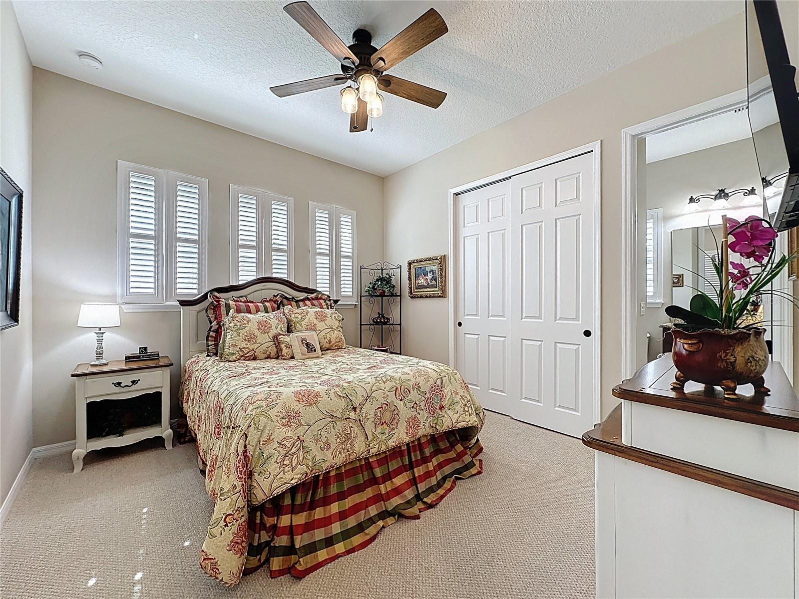 CASCADES OF GROVELAND (TRILOGY) - Residential