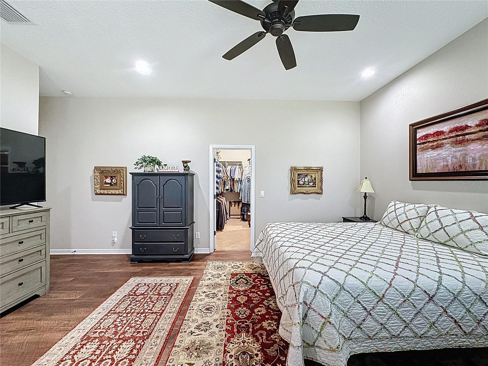 CASCADES OF GROVELAND (TRILOGY) - Residential