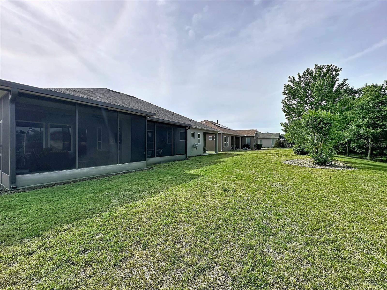 CASCADES OF GROVELAND (TRILOGY) - Residential