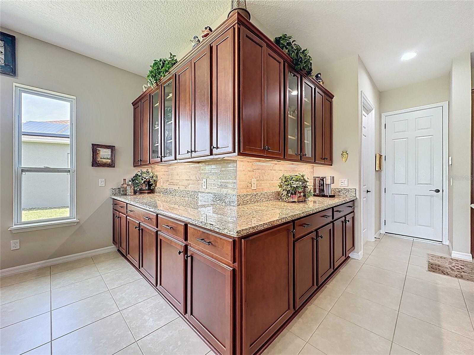 CASCADES OF GROVELAND (TRILOGY) - Residential