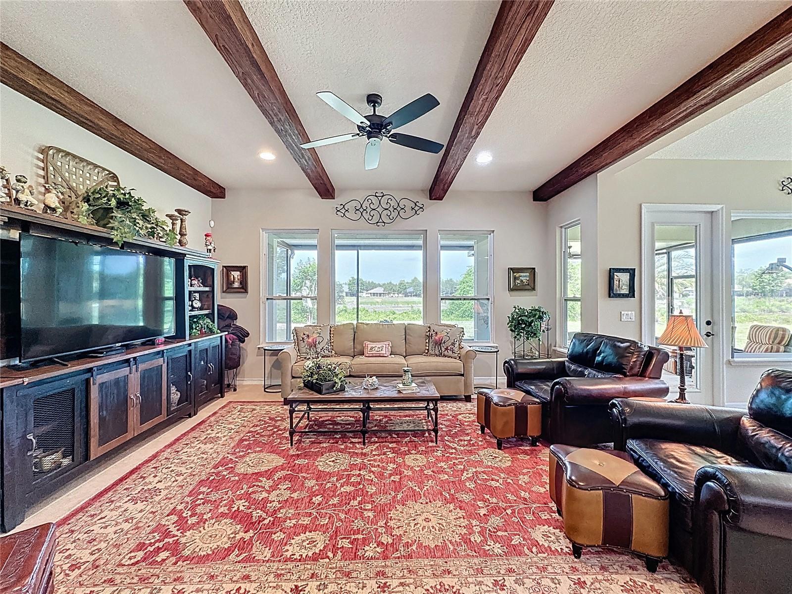 CASCADES OF GROVELAND (TRILOGY) - Residential