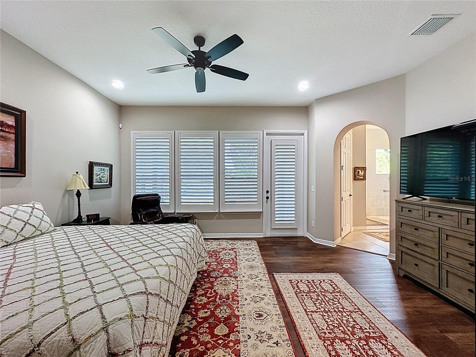 CASCADES OF GROVELAND (TRILOGY) - Residential