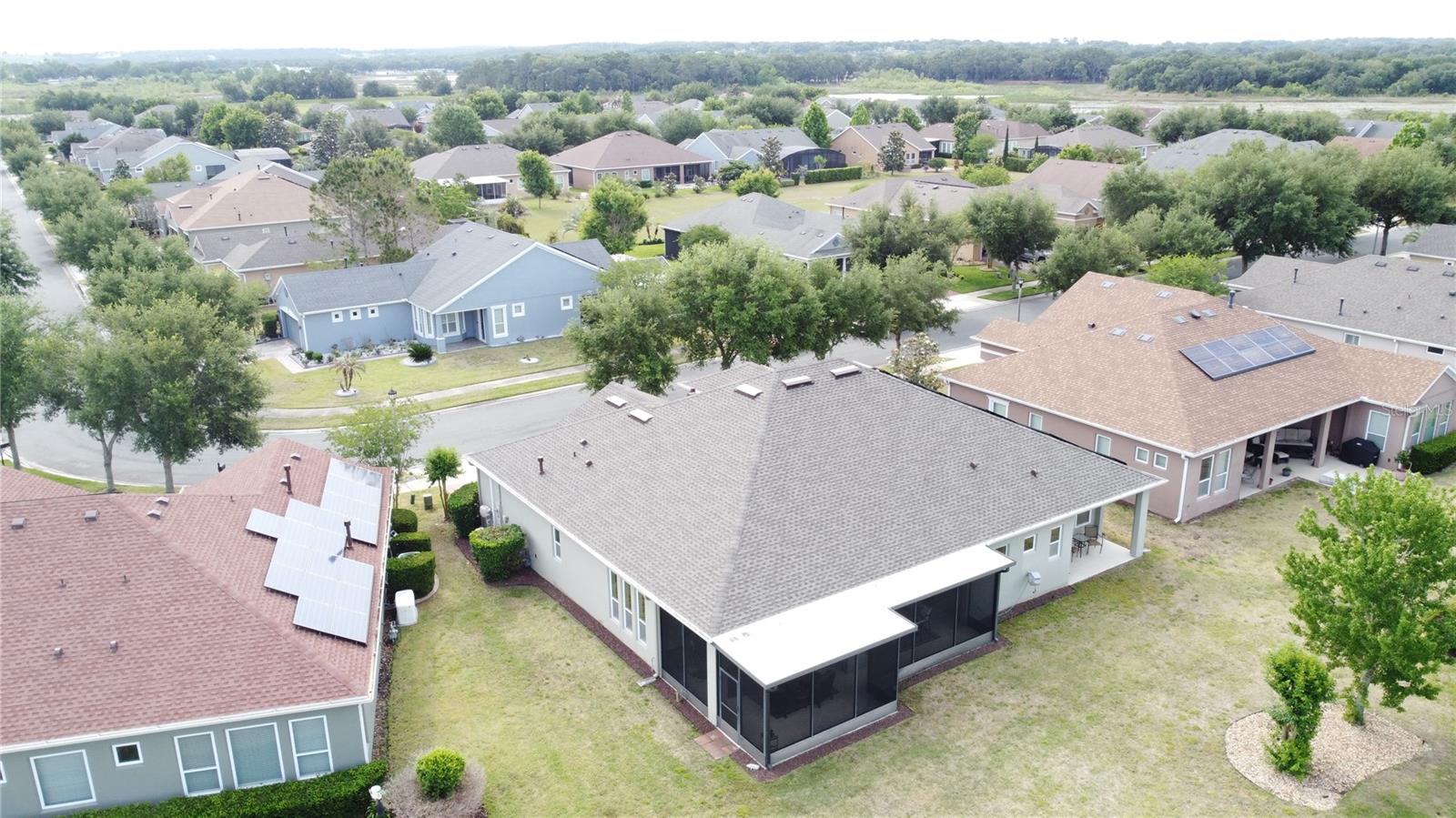 CASCADES OF GROVELAND (TRILOGY) - Residential