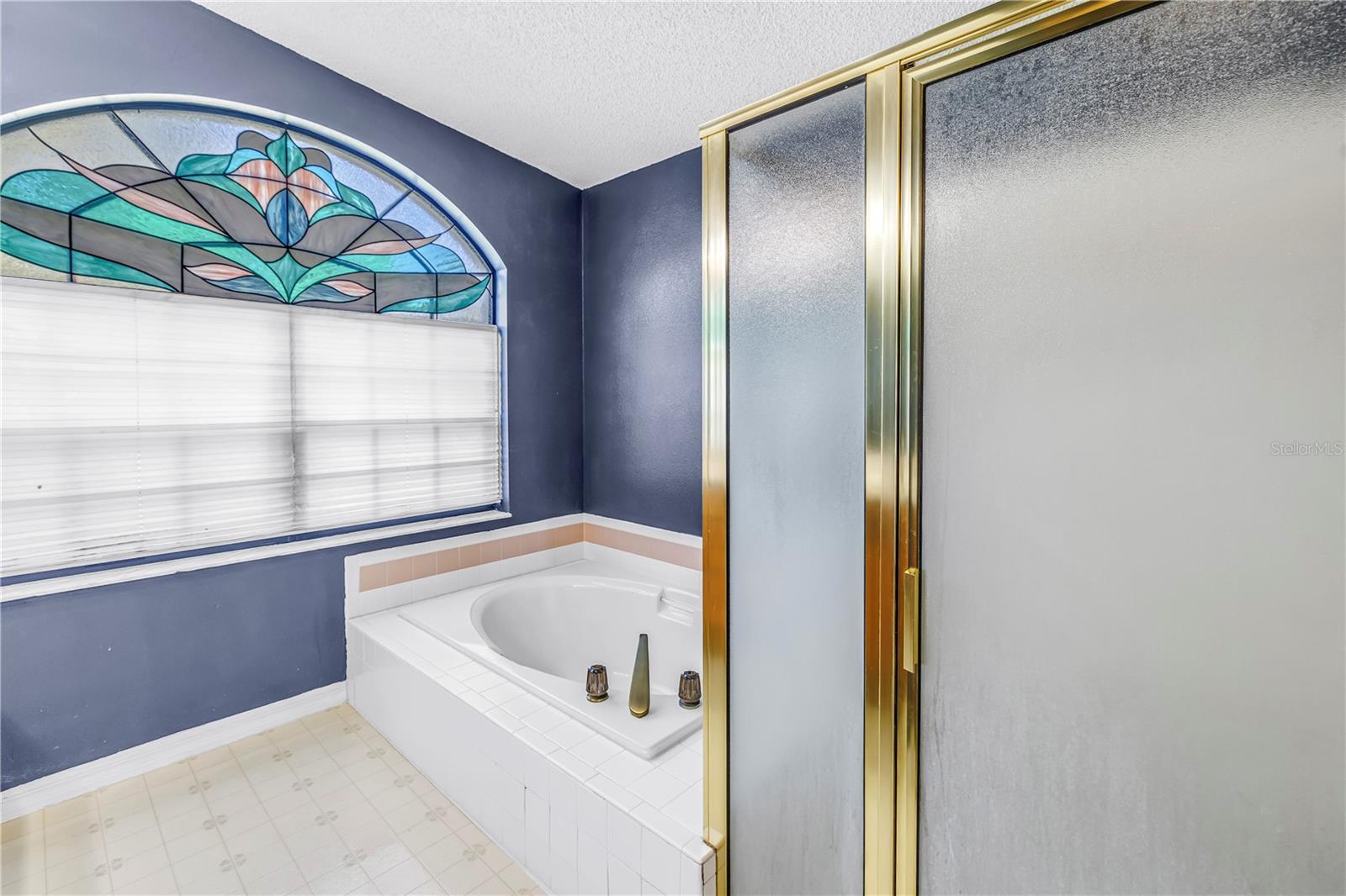 KEYSTONE CROSSINGS - Residential