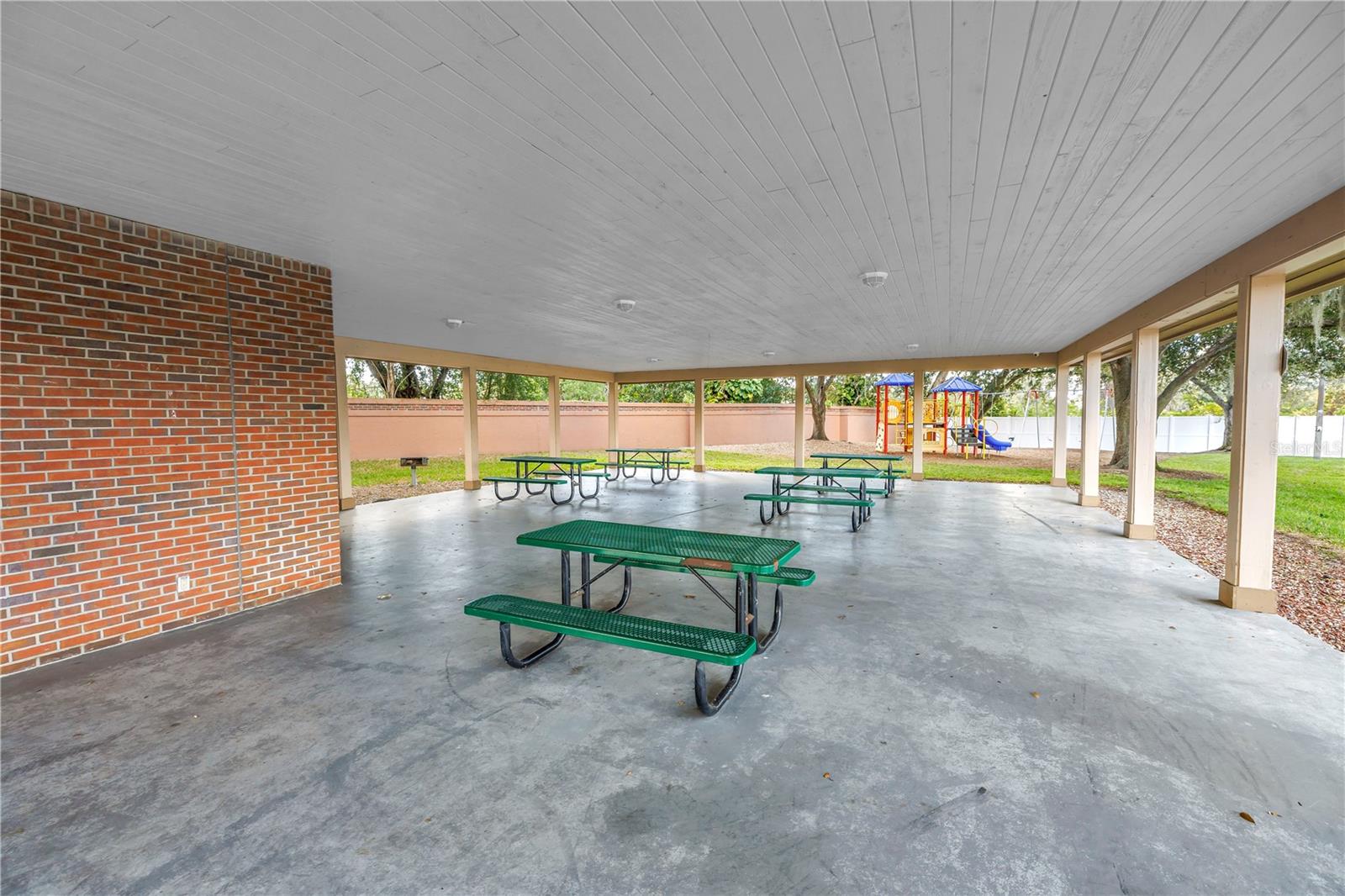 KEYSTONE CROSSINGS - Residential